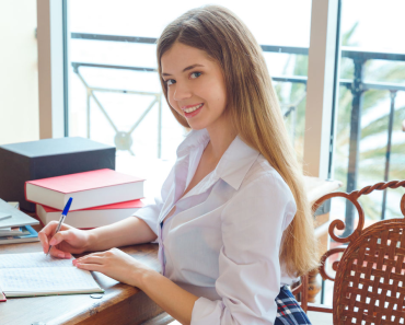 Real Estate Finance Expert Audrey Whitlock Explains Why Men Should Compare Mortgage Lenders, Not Just Rates
