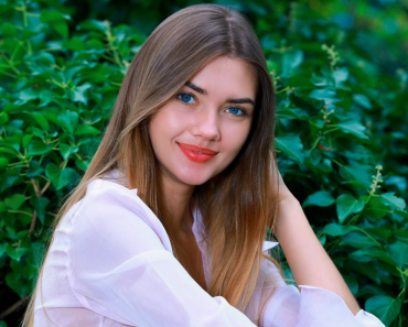Wellness Consultant Seraphina Wexley Reveals the Healthy Aging Habits Women Are Starting Earlier
