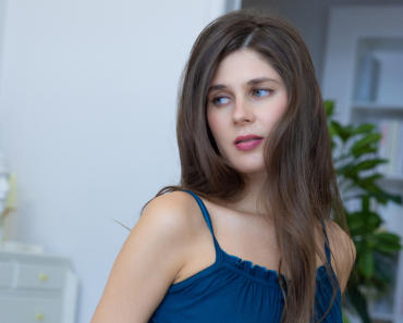 Beauty Advisor Elina Crestford Shares What Women Should Know Before Booking Botox for Wrinkles